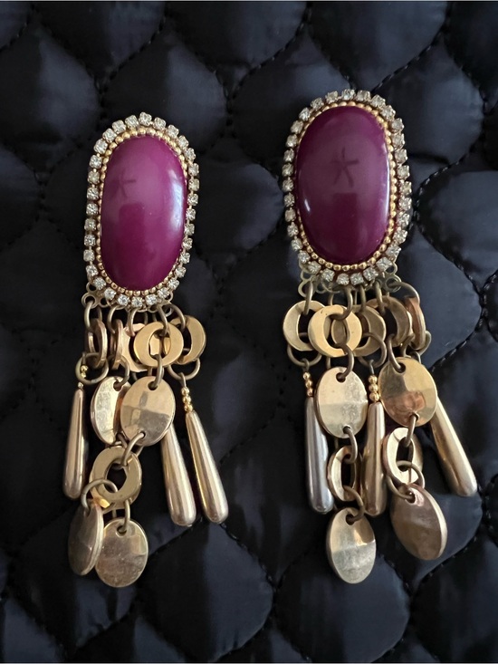 Jewelry - Gold-Tone Dangle Earrings with Purple Cabochon 1980s style